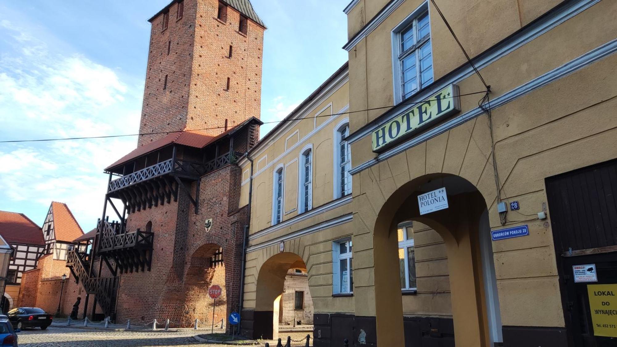 Hotel Polonia Намислув Екстер'єр фото