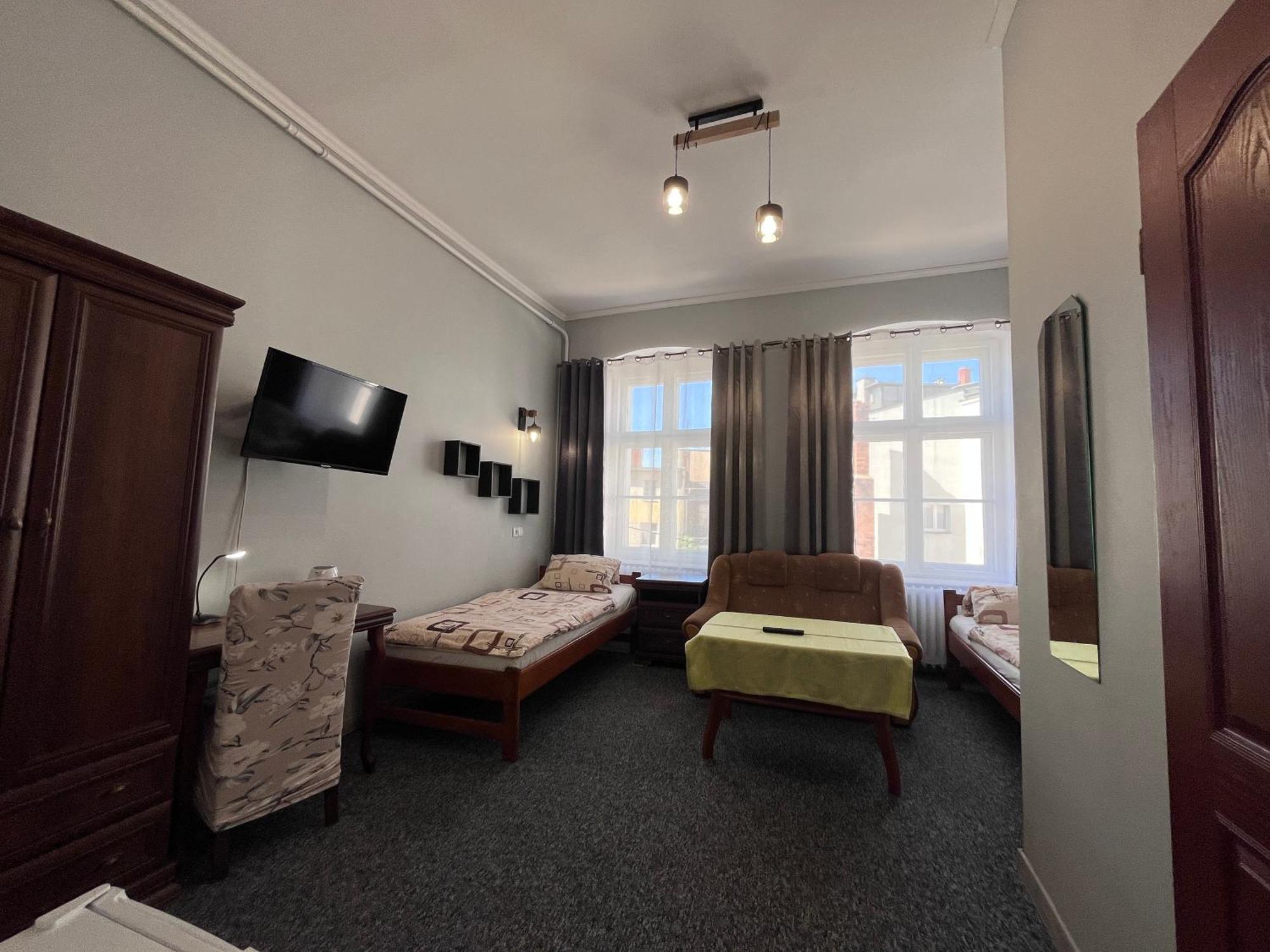 Hotel Polonia Намислув Екстер'єр фото