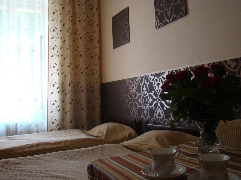 Hotel Polonia Намислув Номер фото